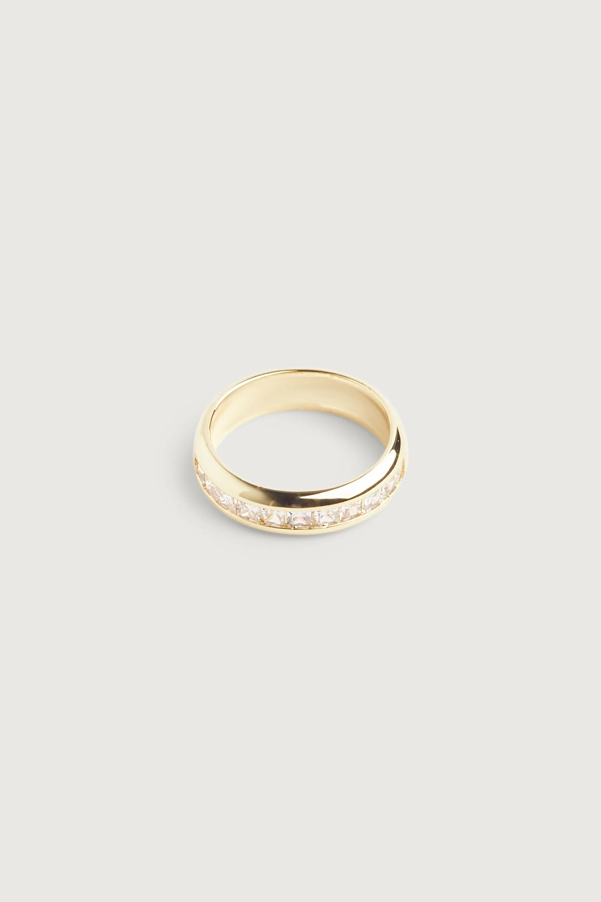 INLAID ZIRCONIA RING