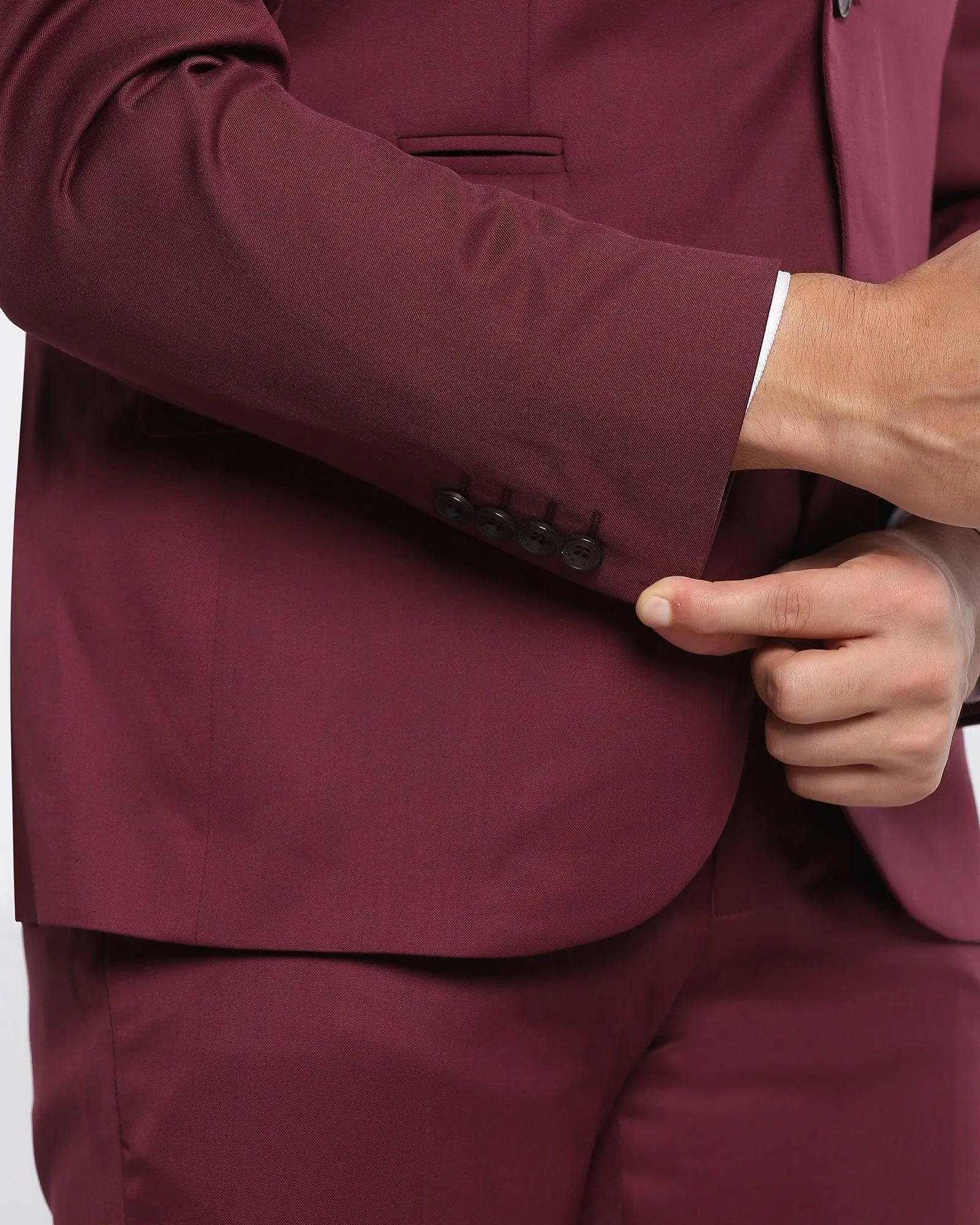 Multitude 6X Maroon Solid Formal Suit - Throne