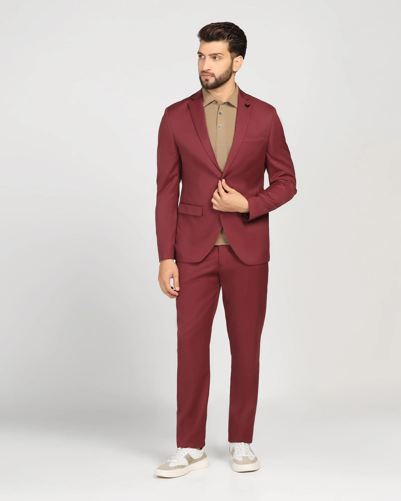 Multitude 6X Maroon Solid Formal Suit - Throne