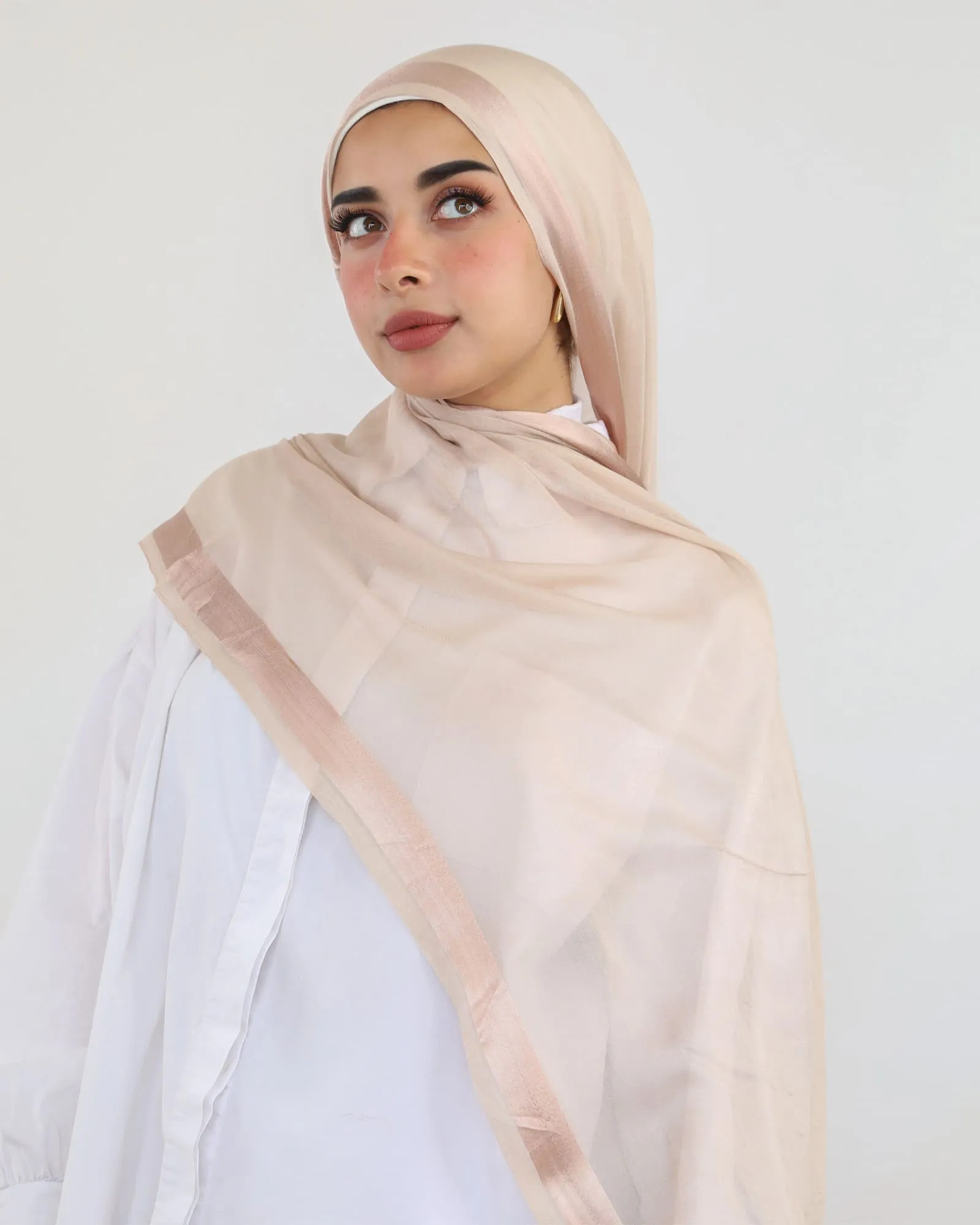 Soft Kuwaiti scarf